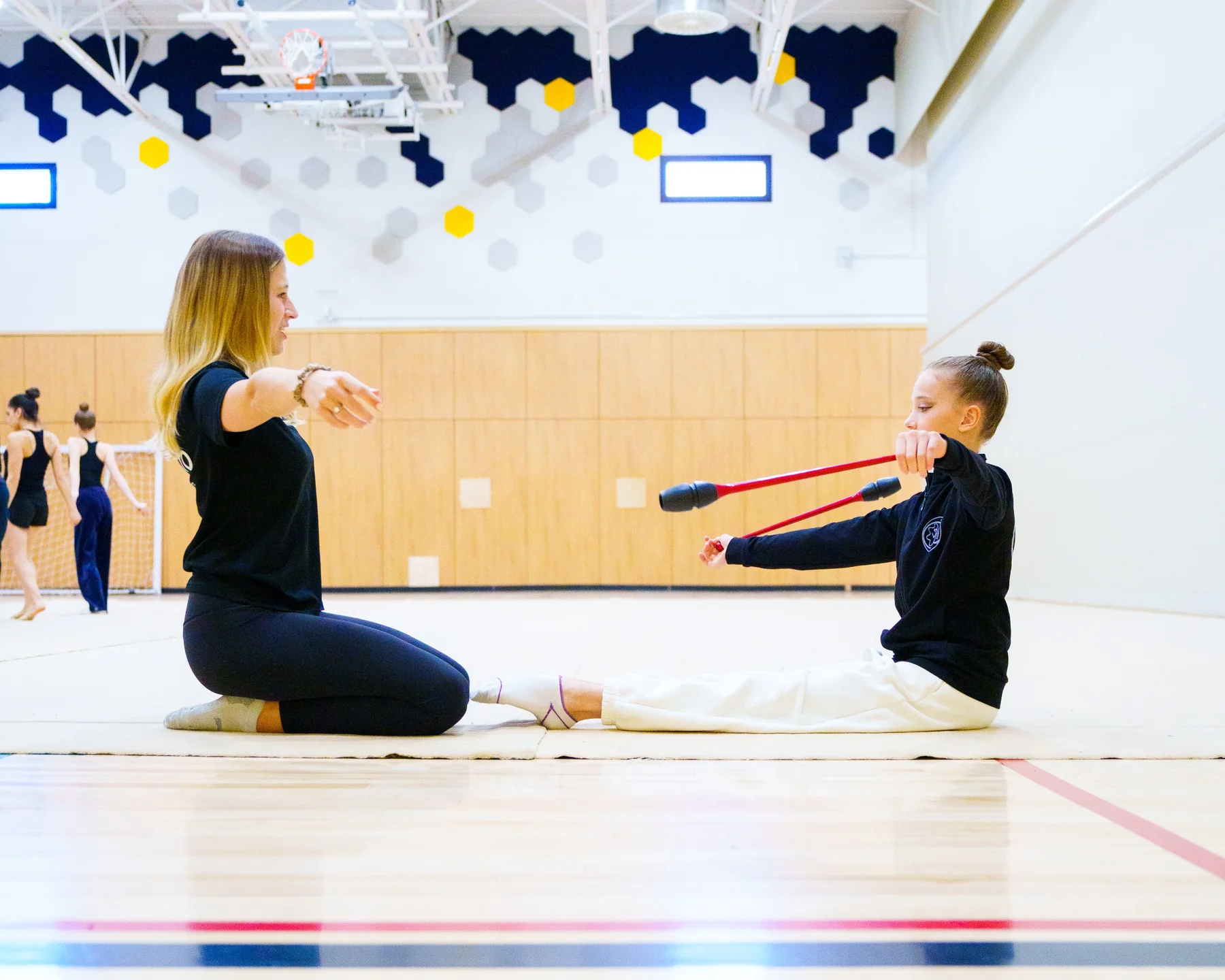 Cours de gymnastique rythmique pour filles — Questo Montréal