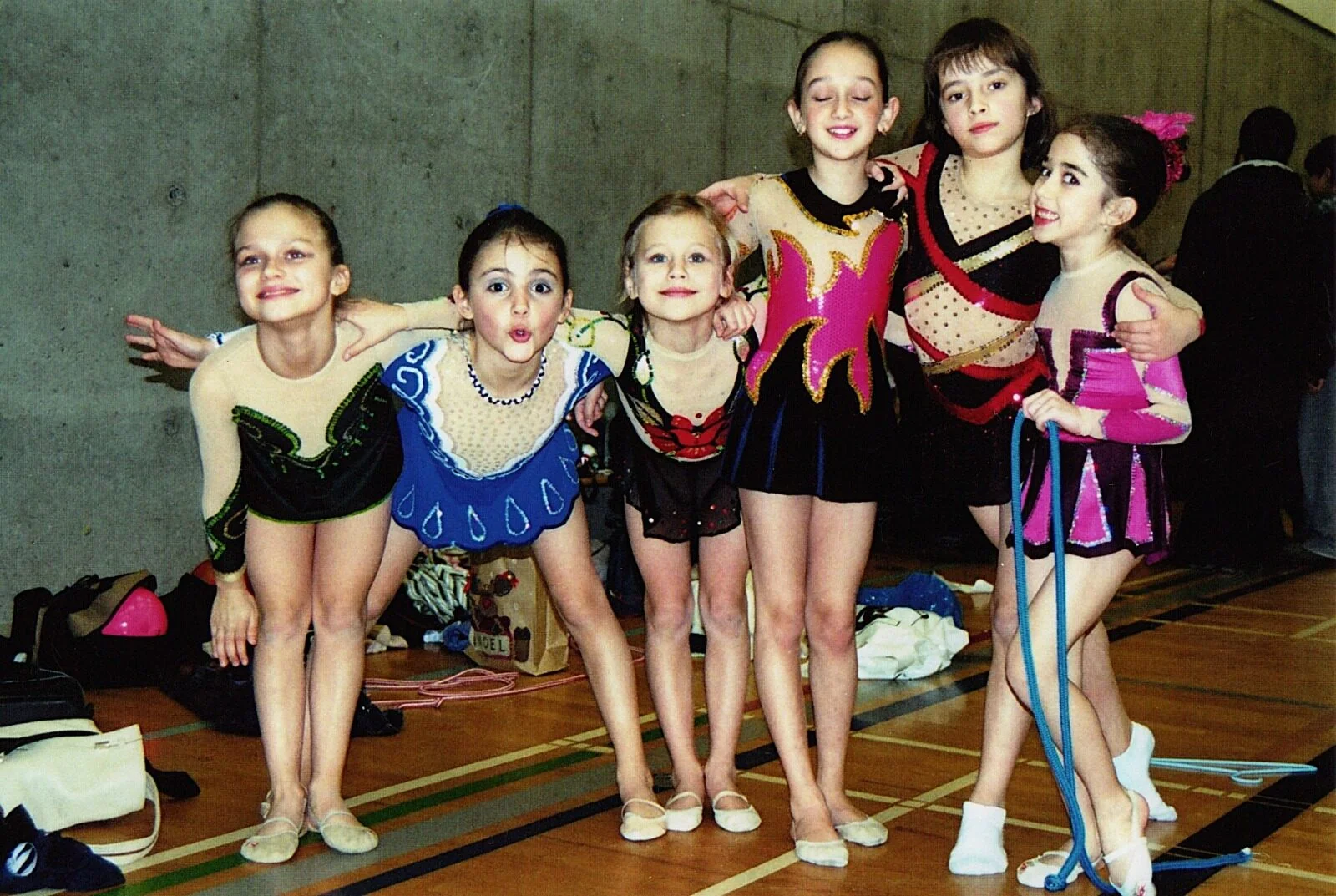 Performance en compétition de gymnastique rythmique — Questo Montréal
