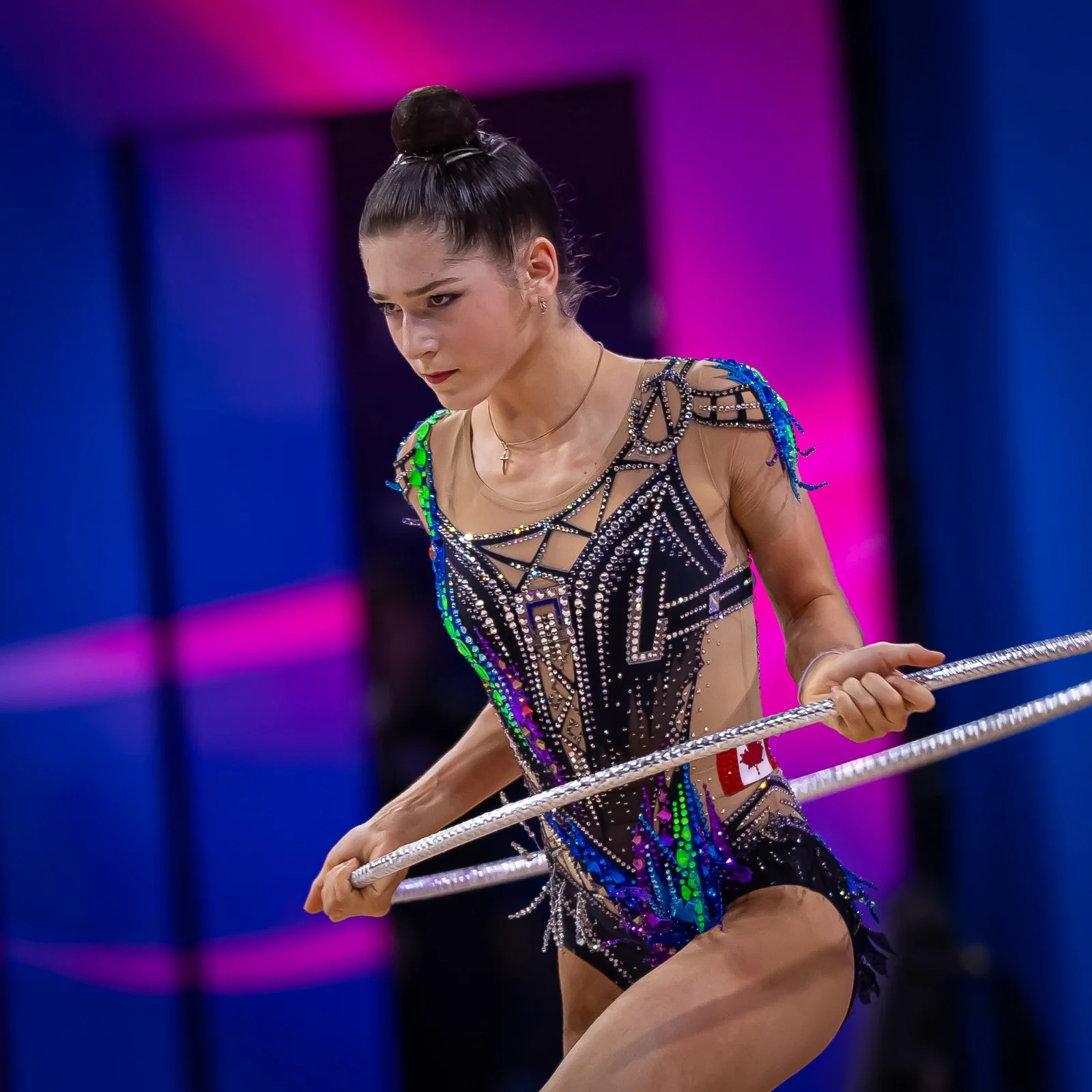 Performance en compétition de gymnastique rythmique — Questo Montréal