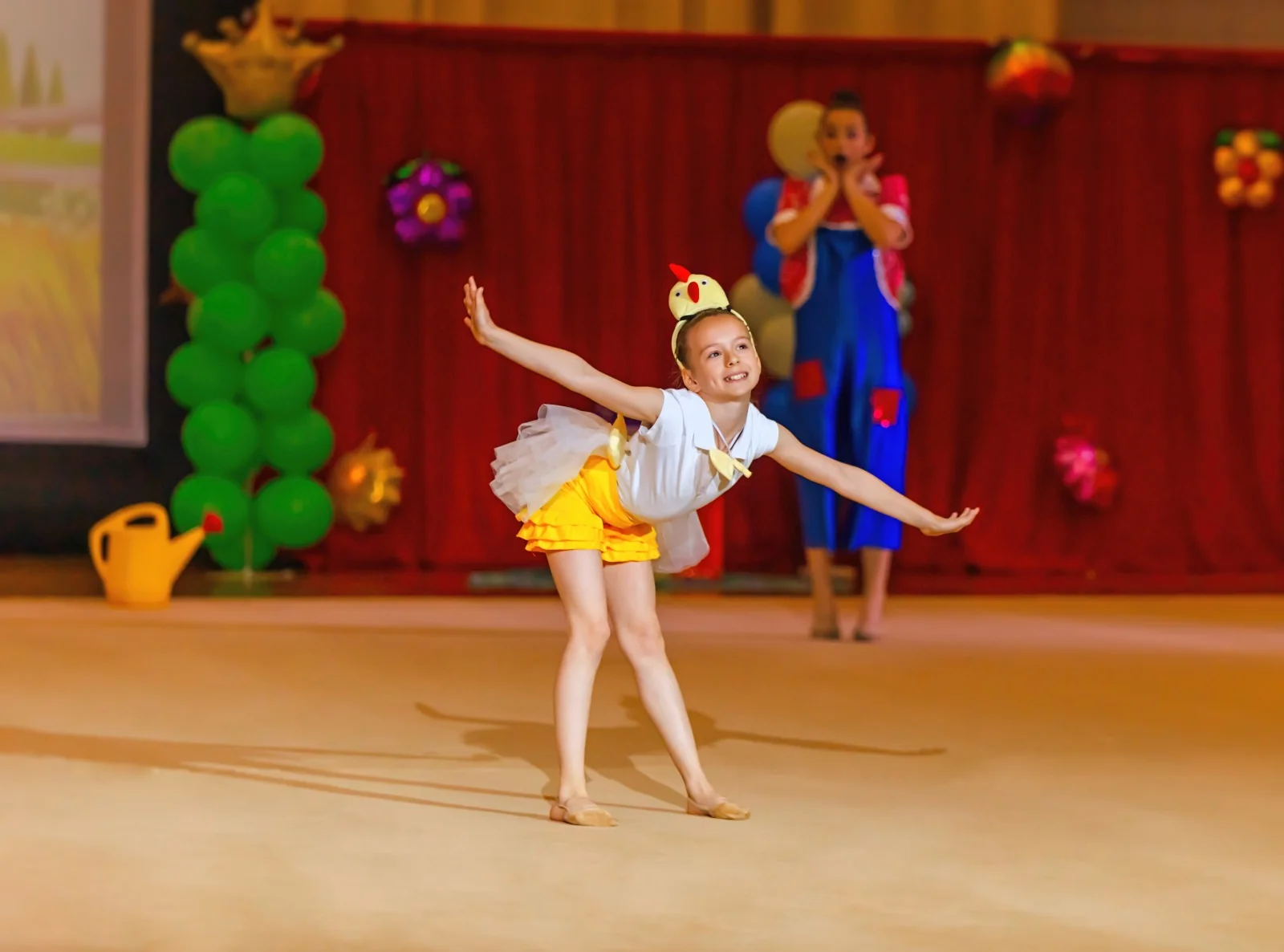 Performance en compétition de gymnastique rythmique — Questo Montréal